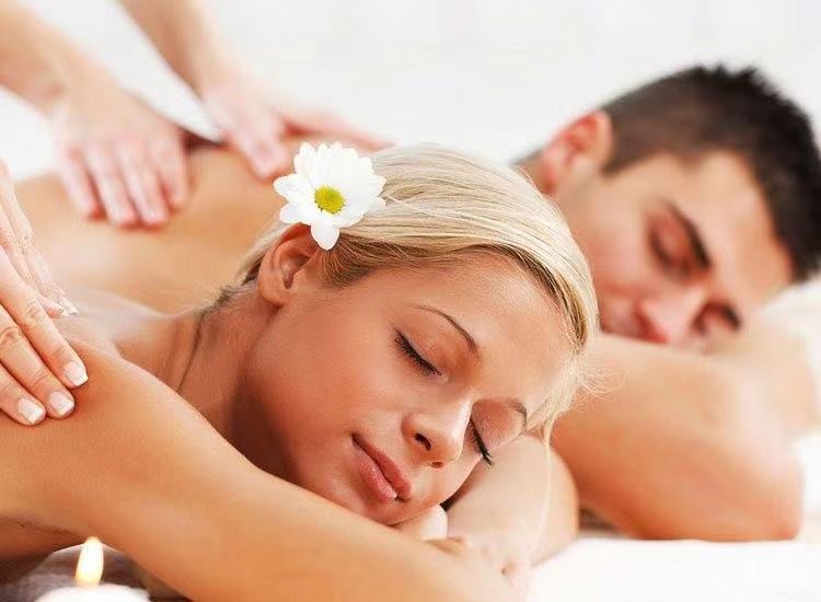 Massage room at Fealen Massage